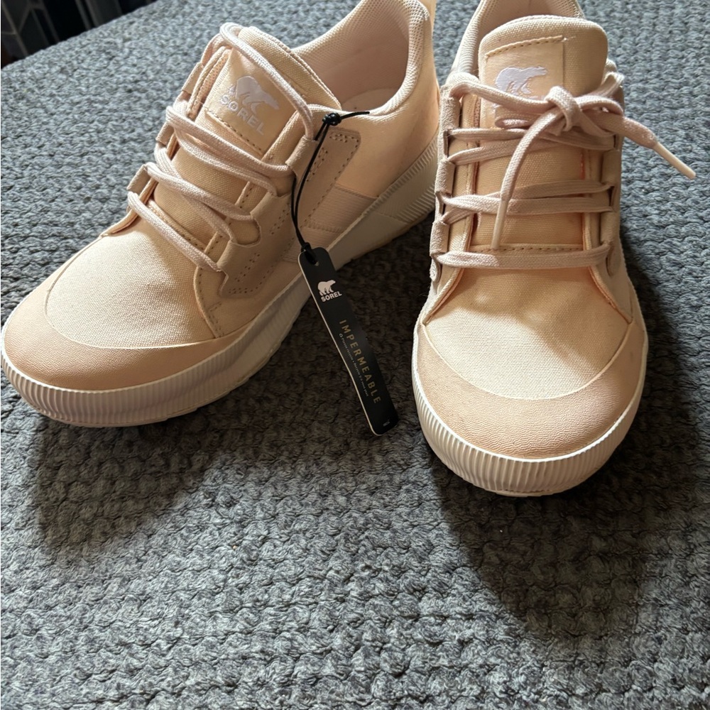 Sorel Cream Low-Top Sneakers